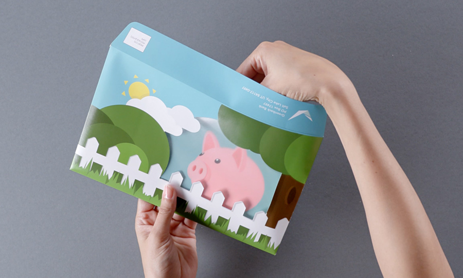3D piggy bank mailer 2