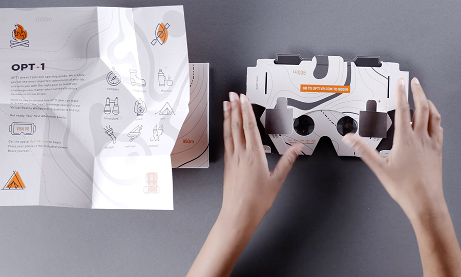 Folding VR headset spread 2